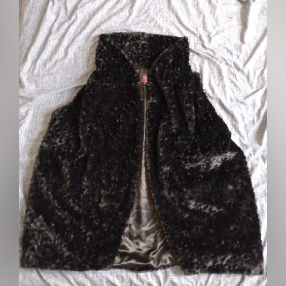 Never worn before, 3X Adrienne landau faux fur - Picture 5 of 5